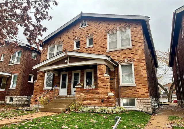 1st image of 3837 Dunnica Ave, Saint Louis, MO 63116 | MLS# MIS25079867