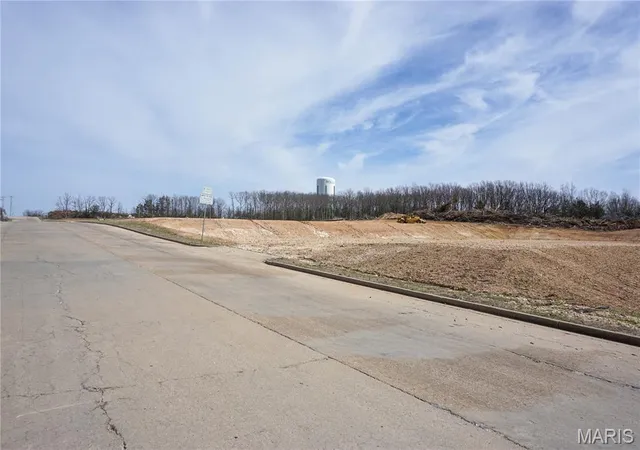 5th image of 0 Mccutchen Dr, Rolla, MO 65401 | MLS# MIS25079909