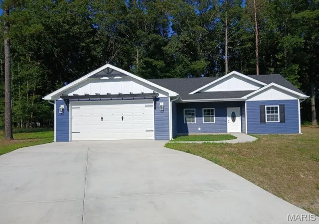 Photo 1 of Single family home for sale at 233 Ruth Harris Ln, Poplar Bluff, MO 63901 | MLS# MIS25079915 | Listing updated on 2026-09-13