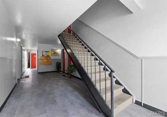 Photo 2 of Condo for sale at 9924 Bunker Hill Dr #G, Saint Louis, MO 63123 | MLS# MIS25079929 | Listing updated on 2026-10-02