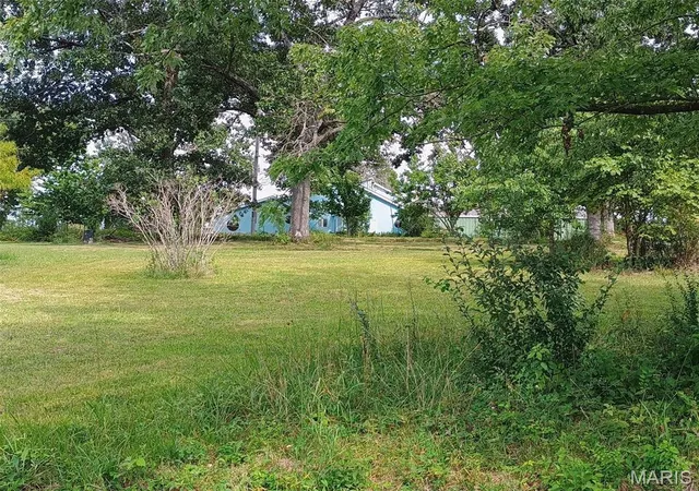Photo 3 of Single family home for sale at 621 County Rd 3230, Salem, MO 65560 | MLS# MIS25080267 | Listing updated on 2026-10-29