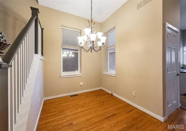 3rd image of 2320 S 9Th St, Saint Louis, MO 63104 | MLS# MIS25080392