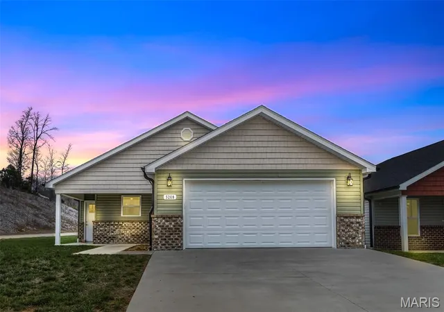 3rd image of 5208 Hubble Cove Dr, Jackson, MO 63701 | MLS# MIS25080424