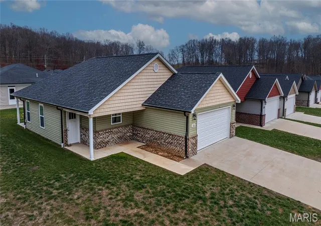 4th image of 5208 Hubble Cove Dr, Jackson, MO 63701 | MLS# MIS25080424