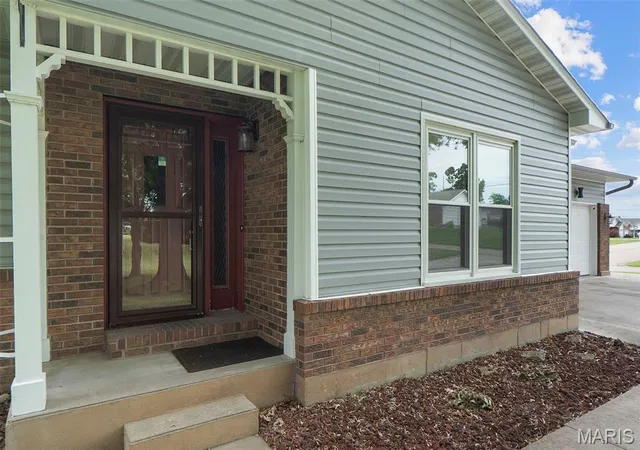 2nd image of 1512 Old St Mary's Rd, Perryville, MO 63775 | MLS# MIS25080826