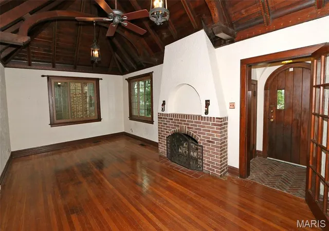 Photo 3 of Single family home for sale at 8788 Pine Ave, St Louis, MO 63144 | MLS# MIS25080907 | Listing updated on 2026-09-16