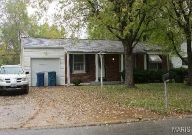 1st image of 1533 Keelen Dr, Saint Louis, MO 63136 | MLS# MIS25081033