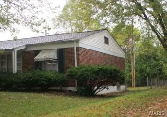 2nd image of 1533 Keelen Dr, Saint Louis, MO 63136 | MLS# MIS25081033