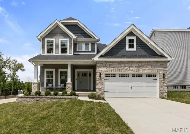 Photo 1 of Sale Pending at 402 Spears St, Saint Louis, MO 63127 | MLS# MIS25081056 | Listing updated on 2025-12-17