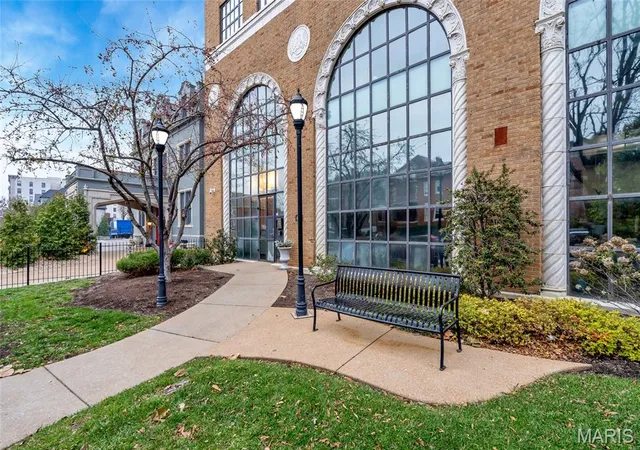 Homes for sale in St Louis, MO | 4901 Washington Blvd #4B, St Louis, MO 63108 | MLS# MIS25081136