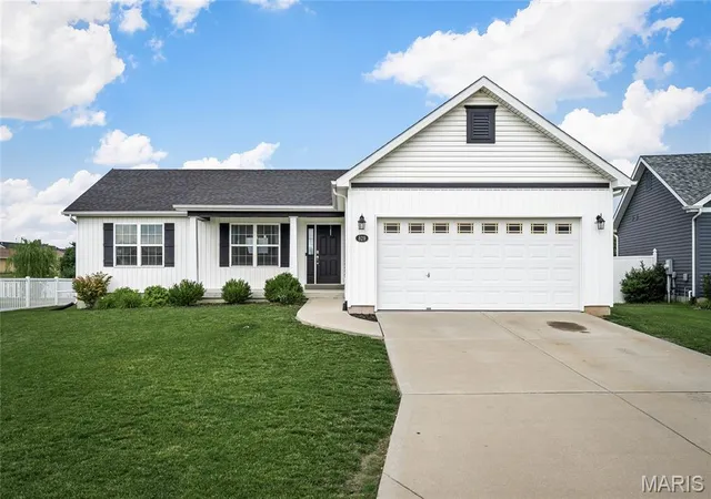 Homes for sale in Warrenton, MO | 829 Warrior Ridge Dr, Warrenton, MO 63383 | MLS# MIS25081330