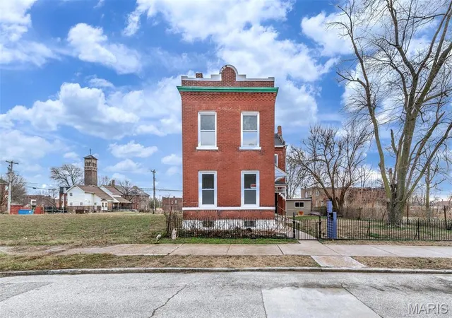 Multi family home for sale at 2116 E John Ave, Saint Louis, MO 63107 | MLS# MIS25081441 | Listing updated on 2026-05-22