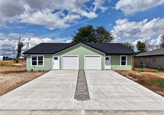 Photo 1 of Single family home for sale at 105 Conner Dr, Lebanon, MO 65536 | MLS# MIS25081511 | Listing updated on 2026-10-04