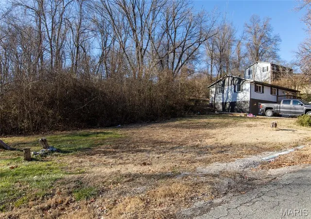 4th image of 29 Highwood Dr, Belleville, IL 62223 | MLS# MIS25081839