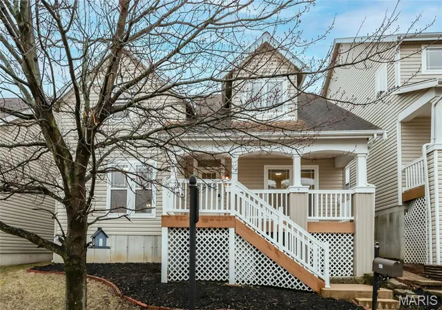 Photo 2 of Sale Pending at 243 Vivaron Ave, Saint Charles, MO 63303 | MLS# MIS25081872 | Listing updated on 2026-08-04