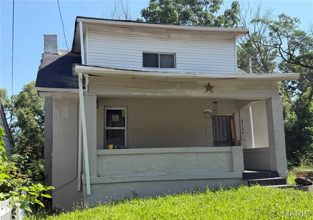 1st image of 6239 Lorraine Ave, Saint Louis, MO 63121 | MLS# MIS25082000