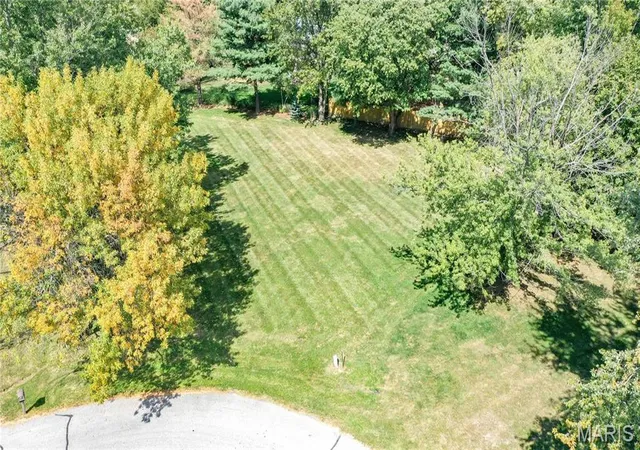 Photo 3 of Land for sale at 32 Sugarwood Ct, Jerseyville, IL 62052 | MLS# MIS25082124 | Listing updated on 2025-12-27