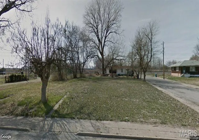 Photo 3 of Land for sale at 217 W 2nd St, Madison, IL 62060 | MLS# MIS25082525 | Listing updated on 2026-01-01