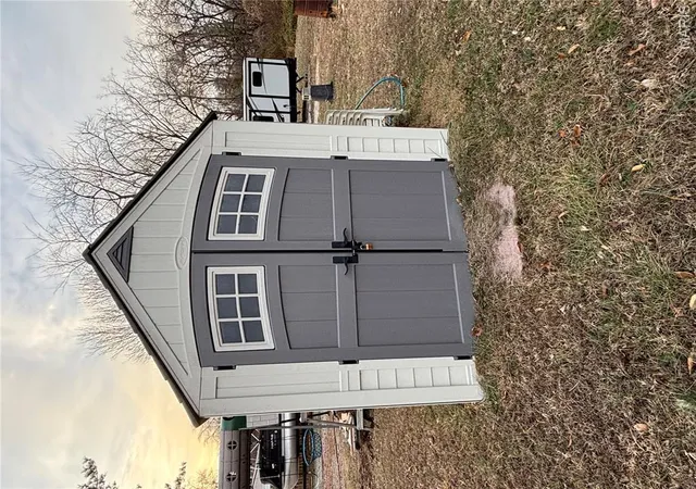 Homes for sale in Carlyle, IL | 21169 Bunny Trl, Carlyle, IL 62231 | MLS# MIS26000032