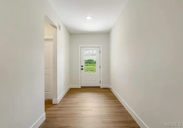 Photo 2 of Single family home for sale at 3019 Mobile Dr, Glen Carbon, IL 62034 | MLS# MIS26000220 | Listing updated on 2026-09-14
