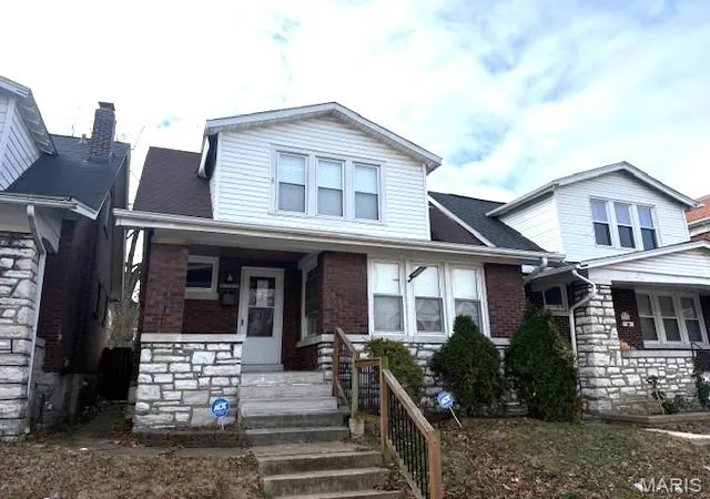 Photo 1 of Single family home for sale at 1012 Bates St, Saint Louis, MO 63111 | MLS# MIS26001217 | Listing updated on 2026-09-23
