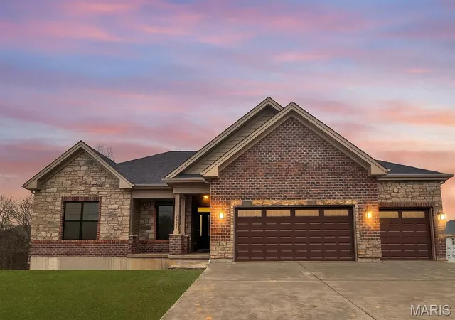 1st image of 2433 Fiddlers Close Rd #105 STB, Washington, MO 63090 | MLS# MIS26001224