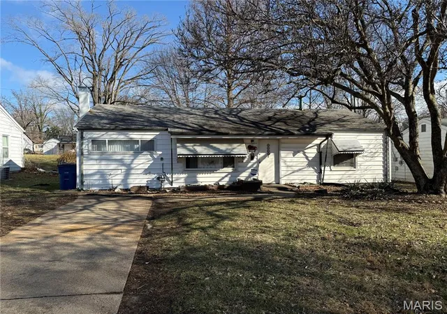 Photo 1 of Single family home for sale at 9776 Dennis Dr, Saint Louis, MO 63136 | MLS# MIS26001248 | Listing updated on 2026-07-09