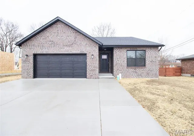 Photo 33 of Single family home for sale at 6 Steele Dr, Granite City, IL 62040 | MLS# MIS26001255 | Listing updated on 2026-07-06