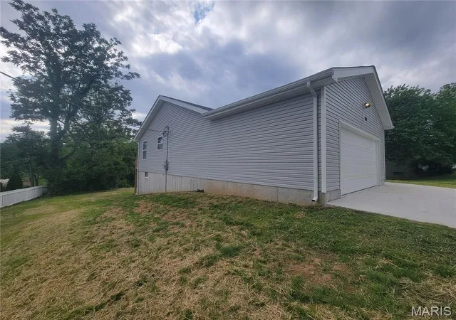 Homes for sale in Ferguson, MO | 1051 Smith Ave, Ferguson, MO 63135 | MLS# MIS26001283