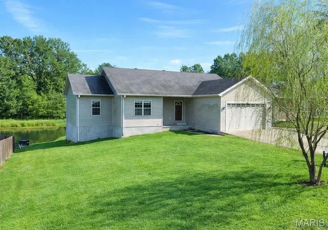 Homes for sale in Poplar Bluff, MO | 2184 J Bird Ln, Poplar Bluff, MO 63901 | MLS# MIS26001368