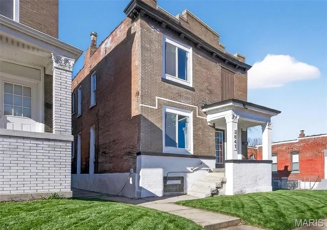 3rd image of 3841 California Ave, Saint Louis, MO 63118 | MLS# MIS26001537
