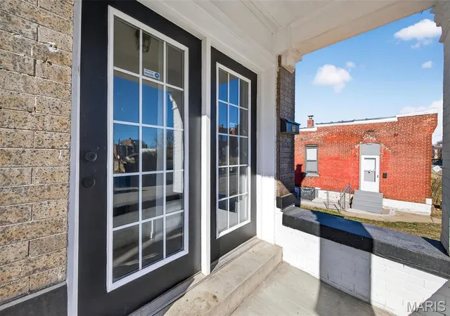 4th image of 3841 California Ave, Saint Louis, MO 63118 | MLS# MIS26001537