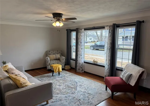 Photo 3 of Single family home for sale at 210 N Elm St, Breese, IL 62230 | MLS# MIS26001571 | Listing updated on 2026-09-24
