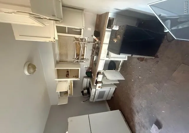 Photo 3 of Single family home for sale at 1219 Sullivan Ave, Saint Louis, MO 63107 | MLS# MIS26001936 | Listing updated on 2026-08-31