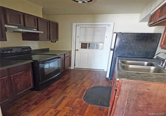 Photo 4 of Single family home for sale at 409 E Mound St, Sparta, IL 62286 | MLS# MIS26001950 | Listing updated on 2026-07-01