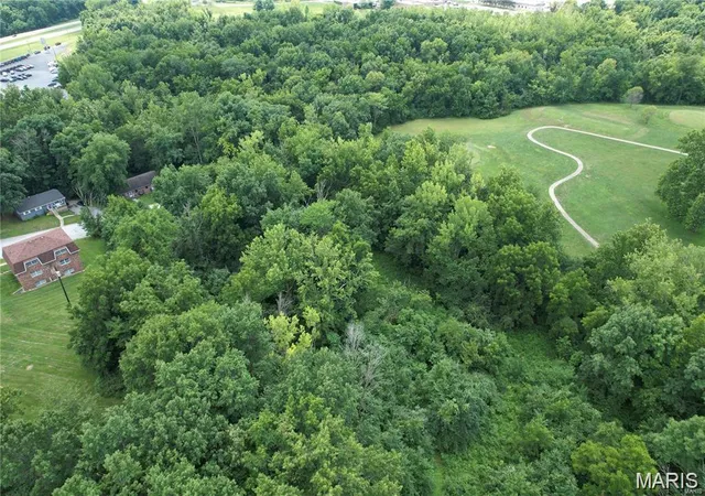 1st image of 5 S Park Dr, Hannibal, MO 63401 | MLS# MIS26002241