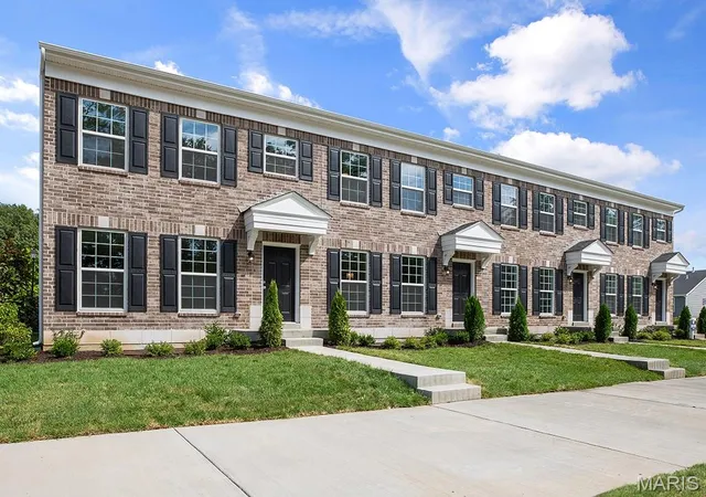 1st image of 322 Fall Harvest Pkwy, Wentzville, MO 63385 | MLS# MIS26003245