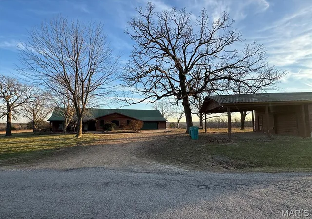 Photo 3 of Single Family Residence at 1862 Price Rd, Owensville, MO 65066 | MLS# MIS26003280 |  | Sold on 2026-06-24