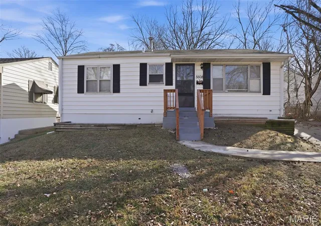 Homes for sale in Saint Louis, MO | 5608 Sapphire Ave, Saint Louis, MO 63136 | MLS# MIS26003354