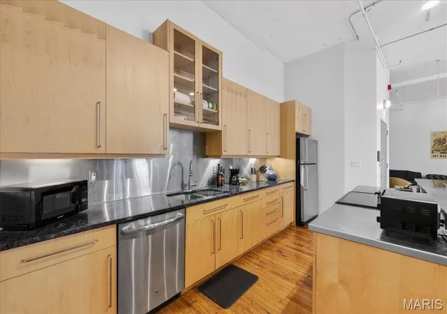 5th image of 1010 Saint Charles St #904, St Louis, MO 63101 | MLS# MIS26003470