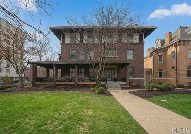 Photo 1 of Mansion for sale at 4500 W Pine Blvd, Saint Louis, MO 63108 | MLS# MIS26003608 | Listing updated on 2026-07-29