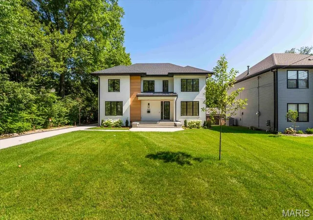 Photo 2 of Single family home for sale at 643 Marshall Ave, Saint Louis, MO 63119 | MLS# MIS26003609 | Listing updated on 2026-09-16