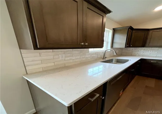 Photo 3 of Single family home for sale at 773 Sydney Ct, Washington, MO 63090 | MLS# MIS26003659 | Listing updated on 2026-10-01