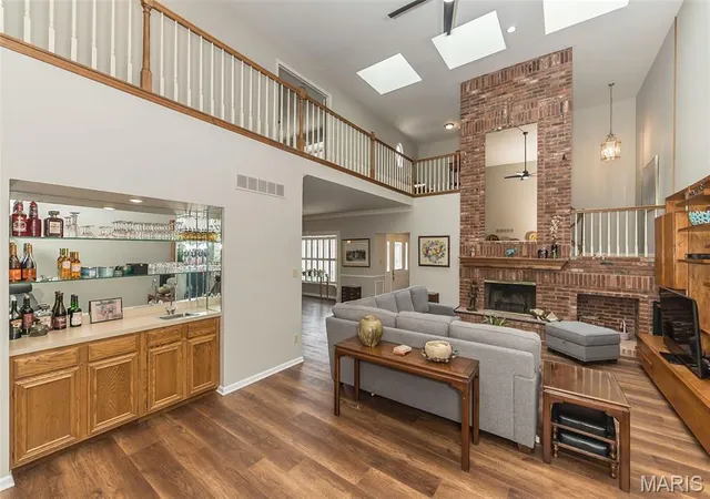 5th image of 14380 Cedar Springs Dr, Chesterfield, MO 63017 | MLS# MIS26003864