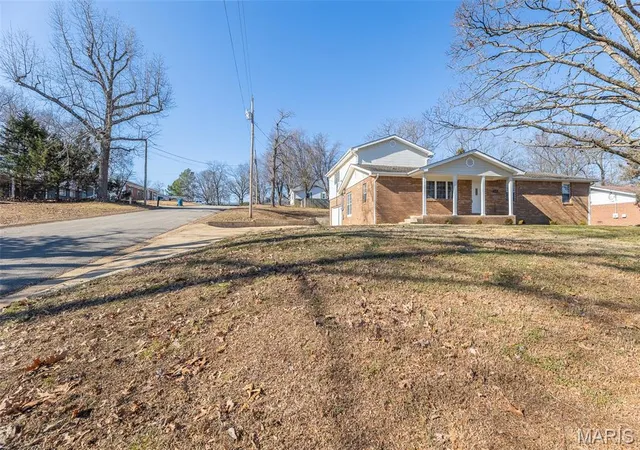 5th image of 2601 Forest View, Poplar Bluff, MO 63901 | MLS# MIS26004098