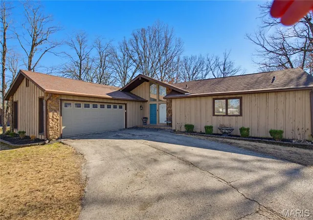 3rd image of 66 County Road 445, Poplar Bluff, MO 63901 | MLS# MIS26004358