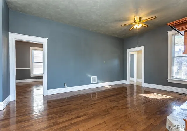 4th image of 19 N 40Th St, Belleville, IL 62226 | MLS# MIS26004440