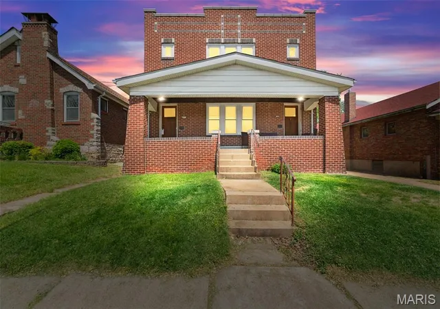 Photo 1 of Sale Pending at 6075 Hartford St, Saint Louis, MO 63139 | MLS# MIS26004589 | Listing updated on 2026-09-01