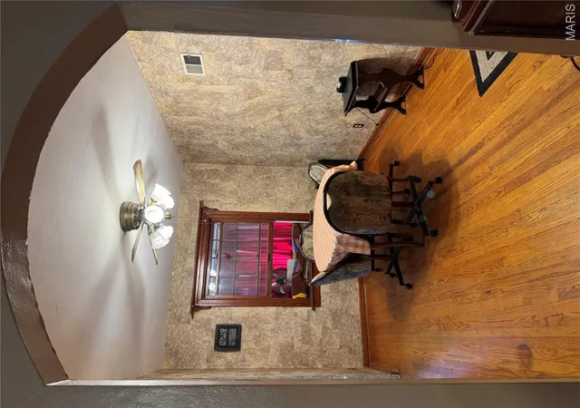 Homes for sale in Belleville, IL | 8118 W A St, Belleville, IL 62223 | MLS# MIS26004997
