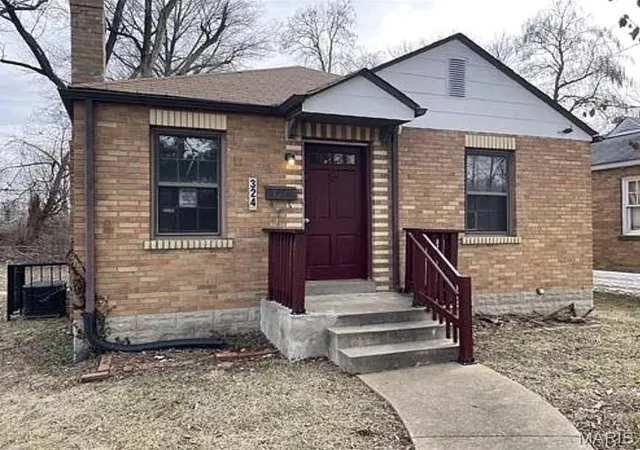Photo 1 of Single family home for sale at 324 Henquin Dr, Saint Louis, MO 63135 | MLS# MIS26005051 | Listing updated on 2026-02-18